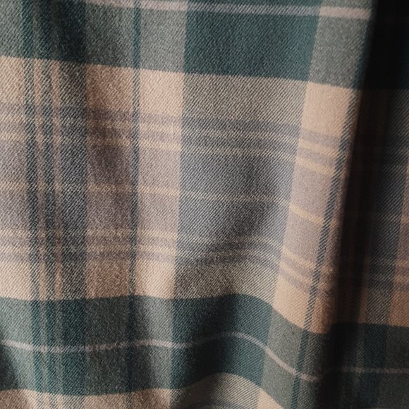 MEC Women's Plaid Button-up Collared Shirt, Beige & Green, Size Medium - Picture 11 of 14